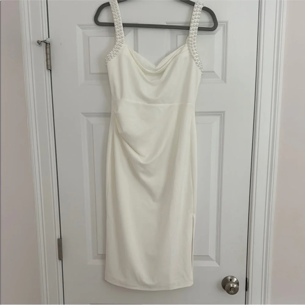 Oh Hello - SALENA PEARL DETAIL BODYCON MIDI DRESS - Medium - Picture 2 of 3